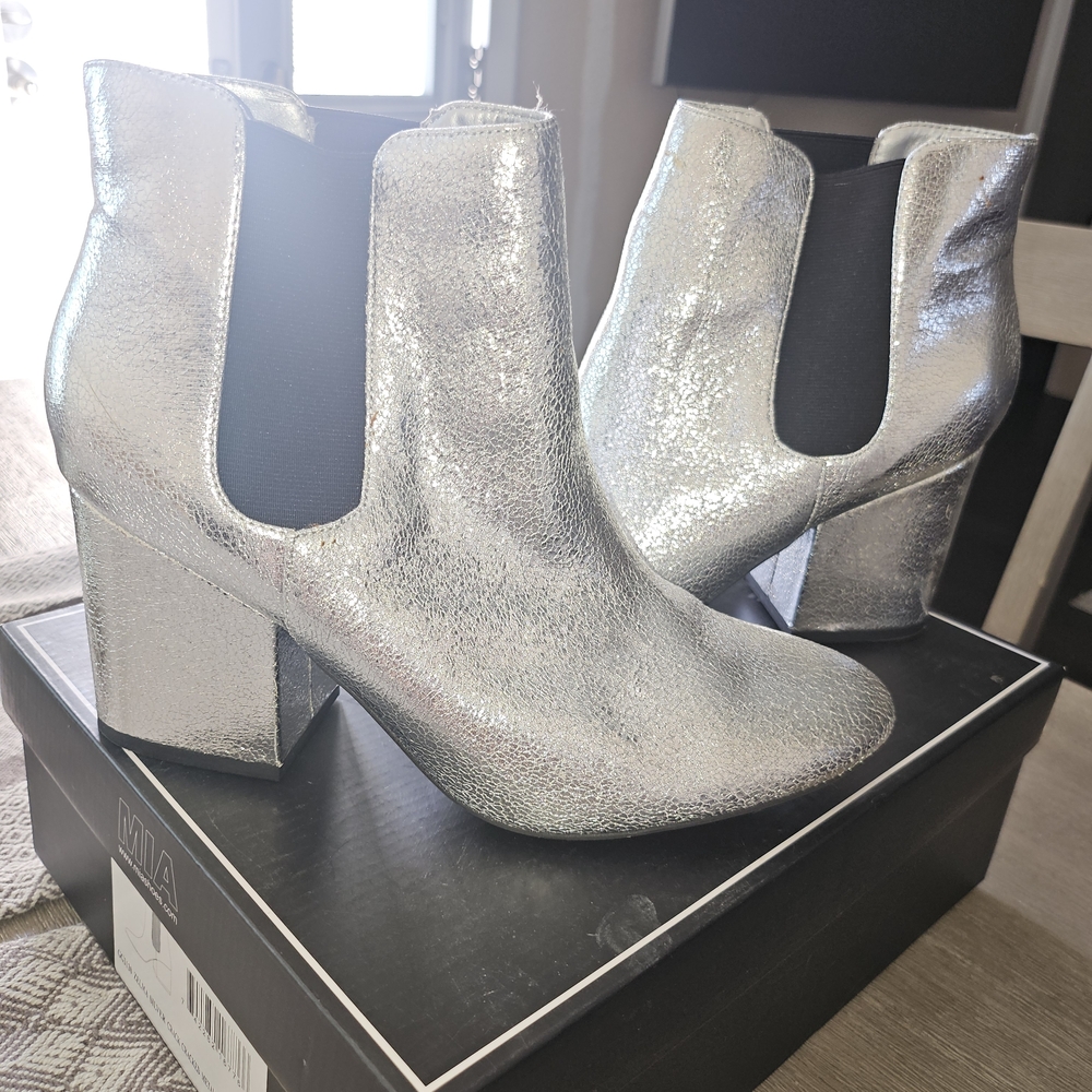 MIA Women's Silver Ankle Boots